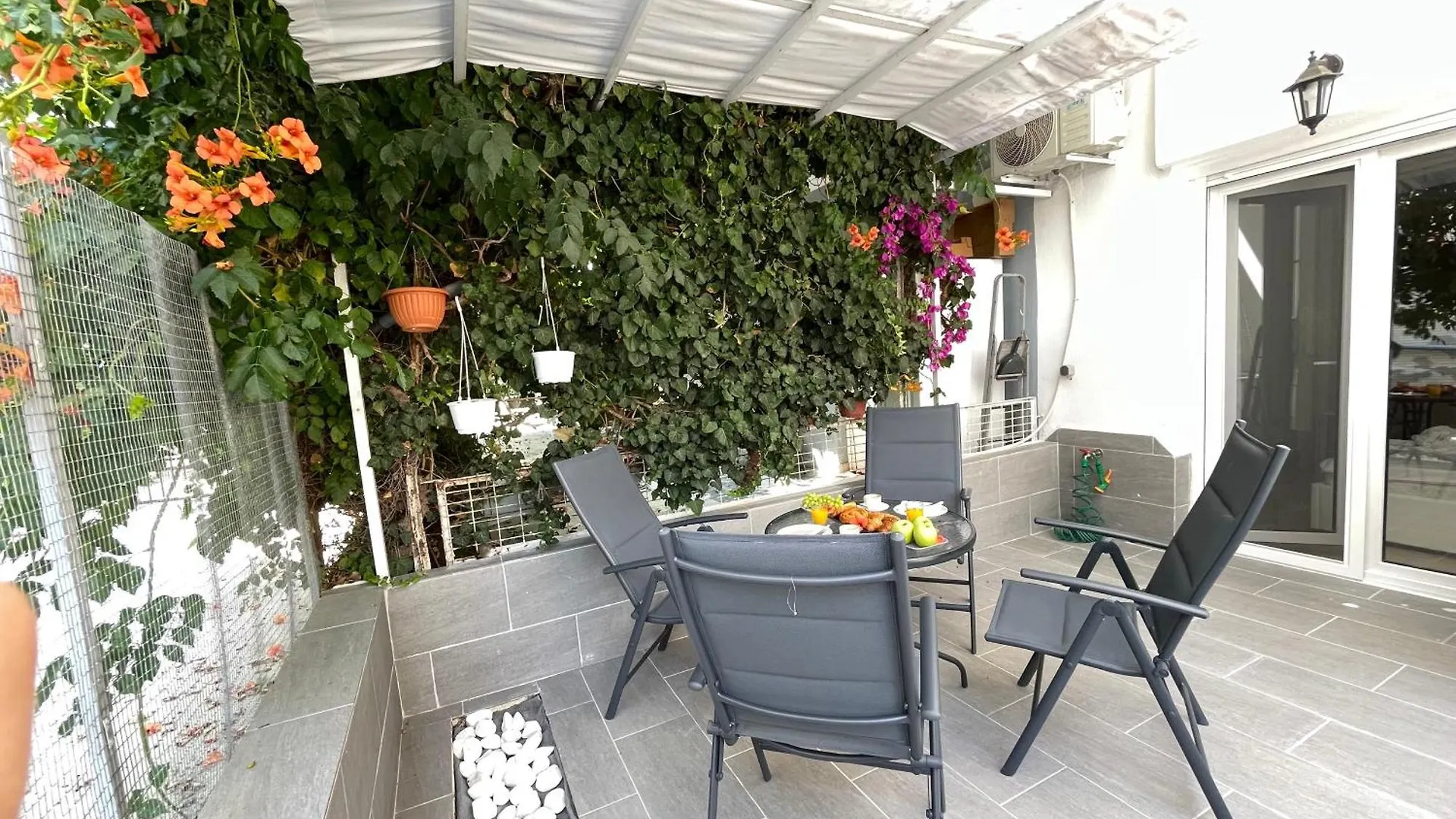 Navie Garden Getaway Peraia Apartment Near To Beach Peraía