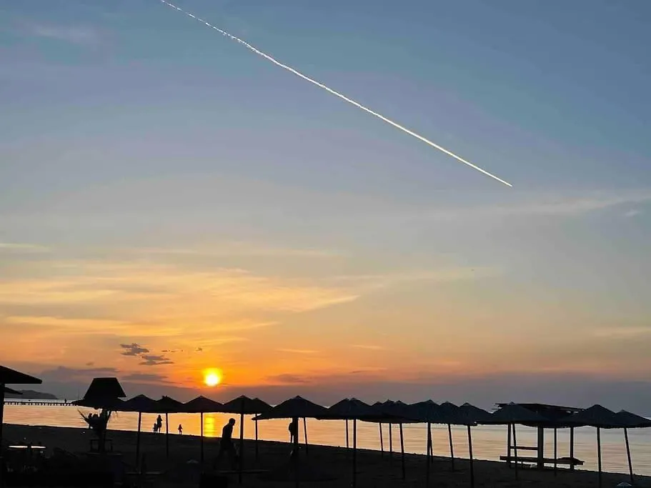 Navie Garden Getaway Peraia Apartment Near To Beach