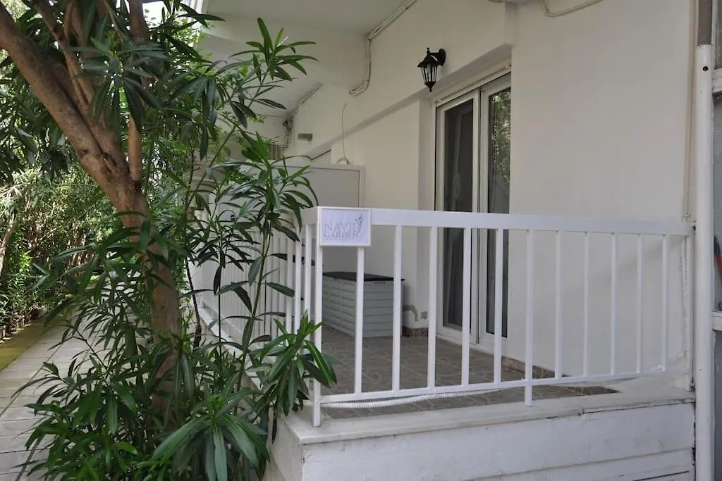 Navie Garden Getaway Peraia Apartment Near To Beach  Peraía