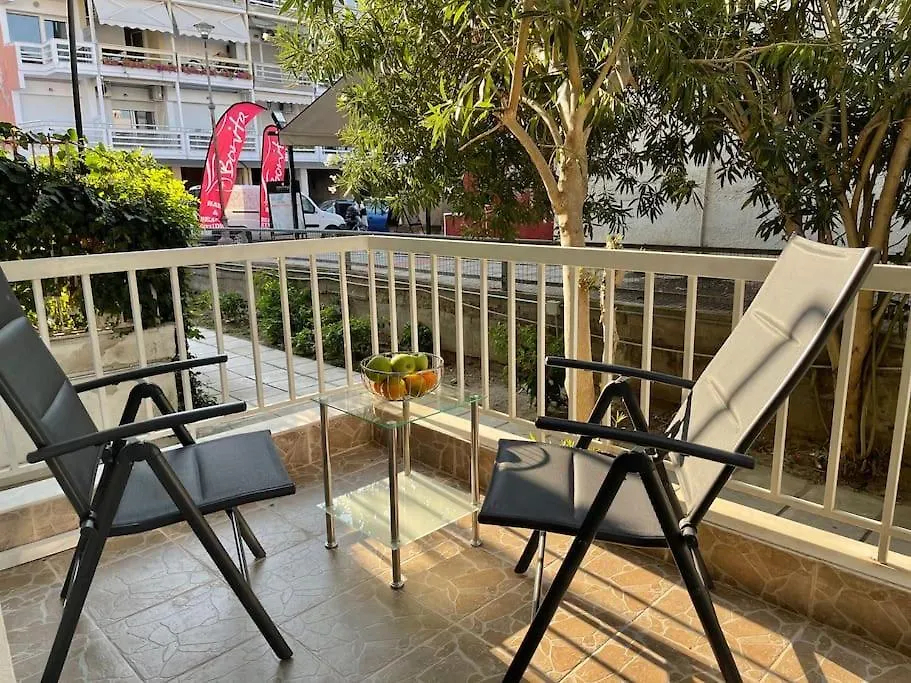 Navie Garden Getaway Peraia Apartment Near To Beach اليونان